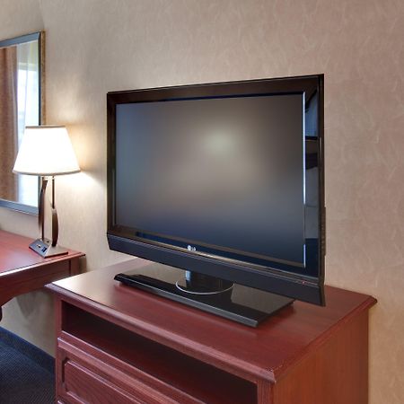 Holiday Inn Express Jamestown By Ihg Dış mekan fotoğraf