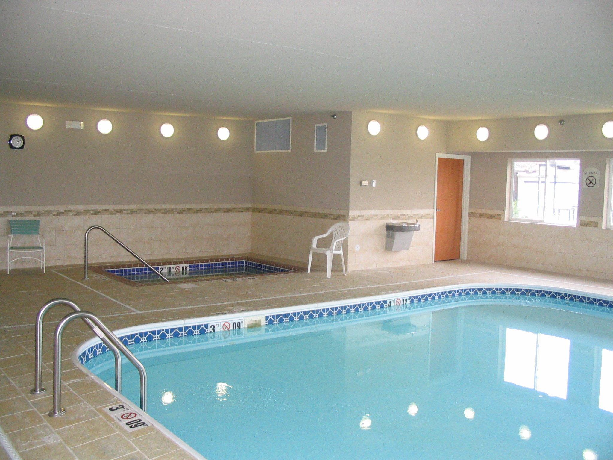 Holiday Inn Express Jamestown By Ihg Konforlar fotoğraf