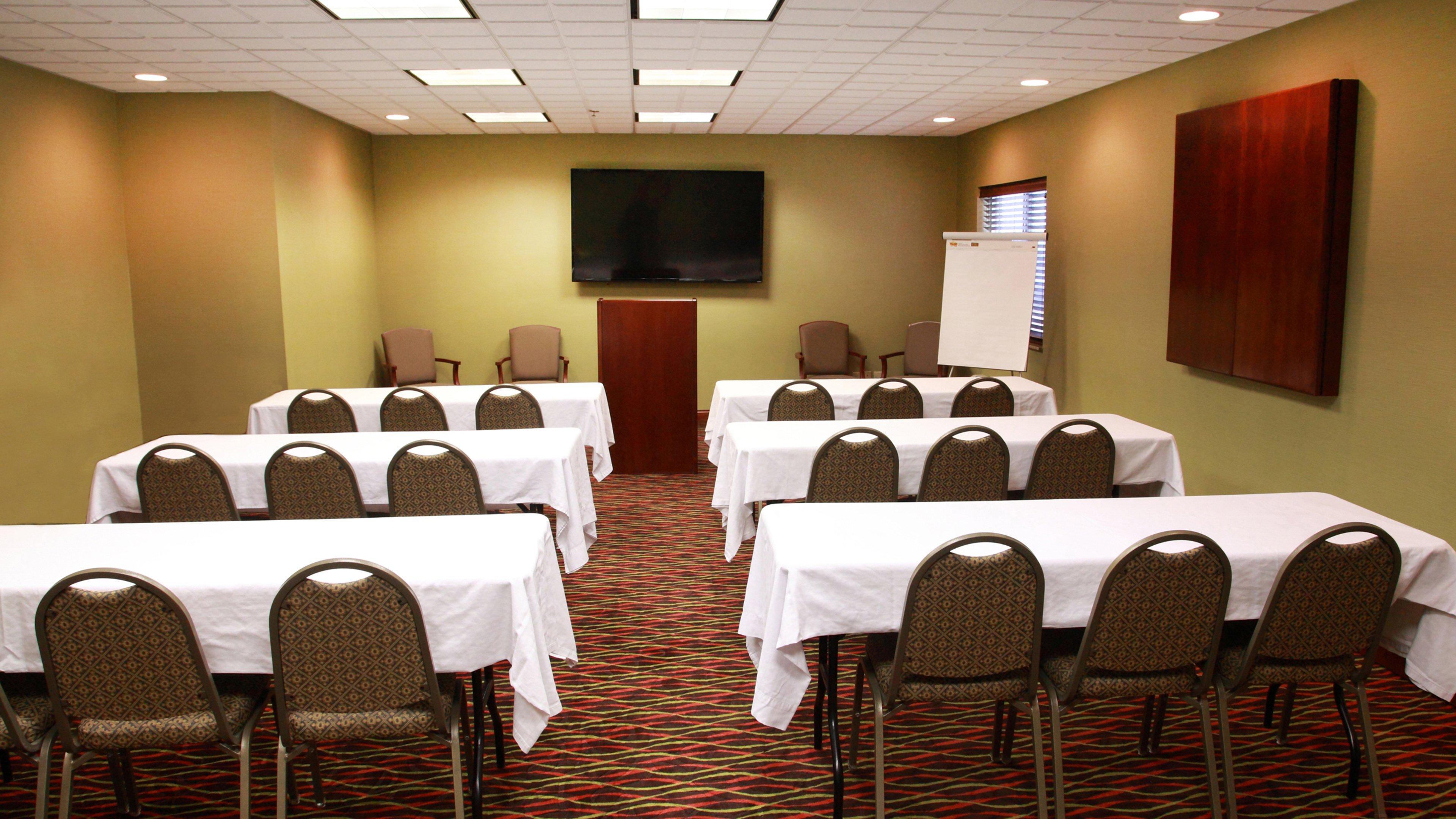 Holiday Inn Express Jamestown By Ihg Dış mekan fotoğraf