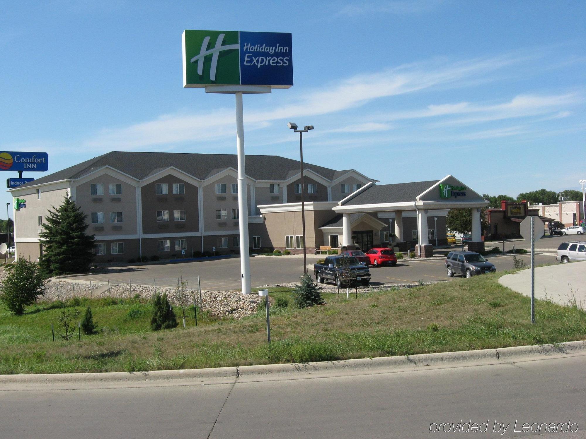 Holiday Inn Express Jamestown By Ihg Dış mekan fotoğraf