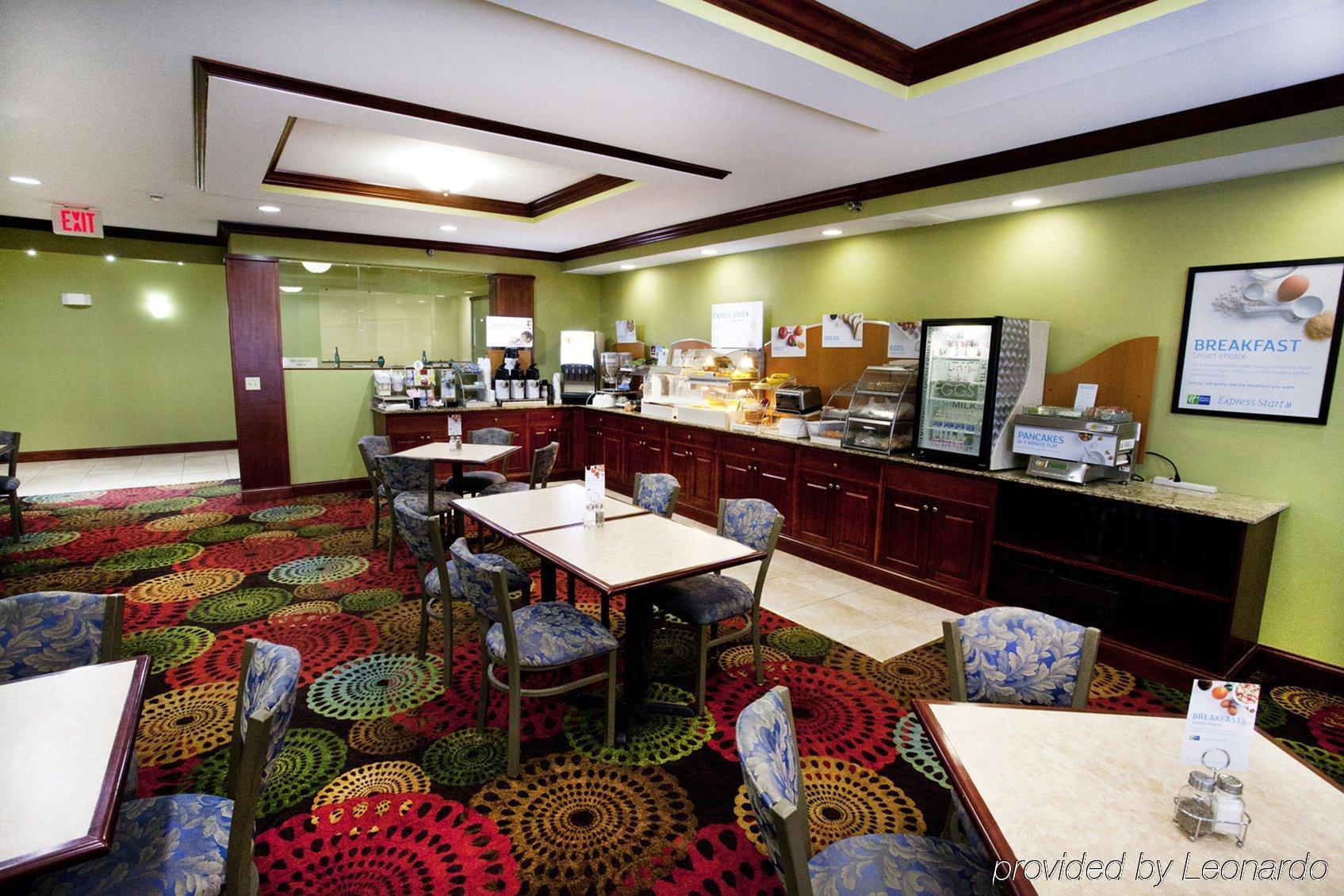 Holiday Inn Express Jamestown By Ihg Dış mekan fotoğraf