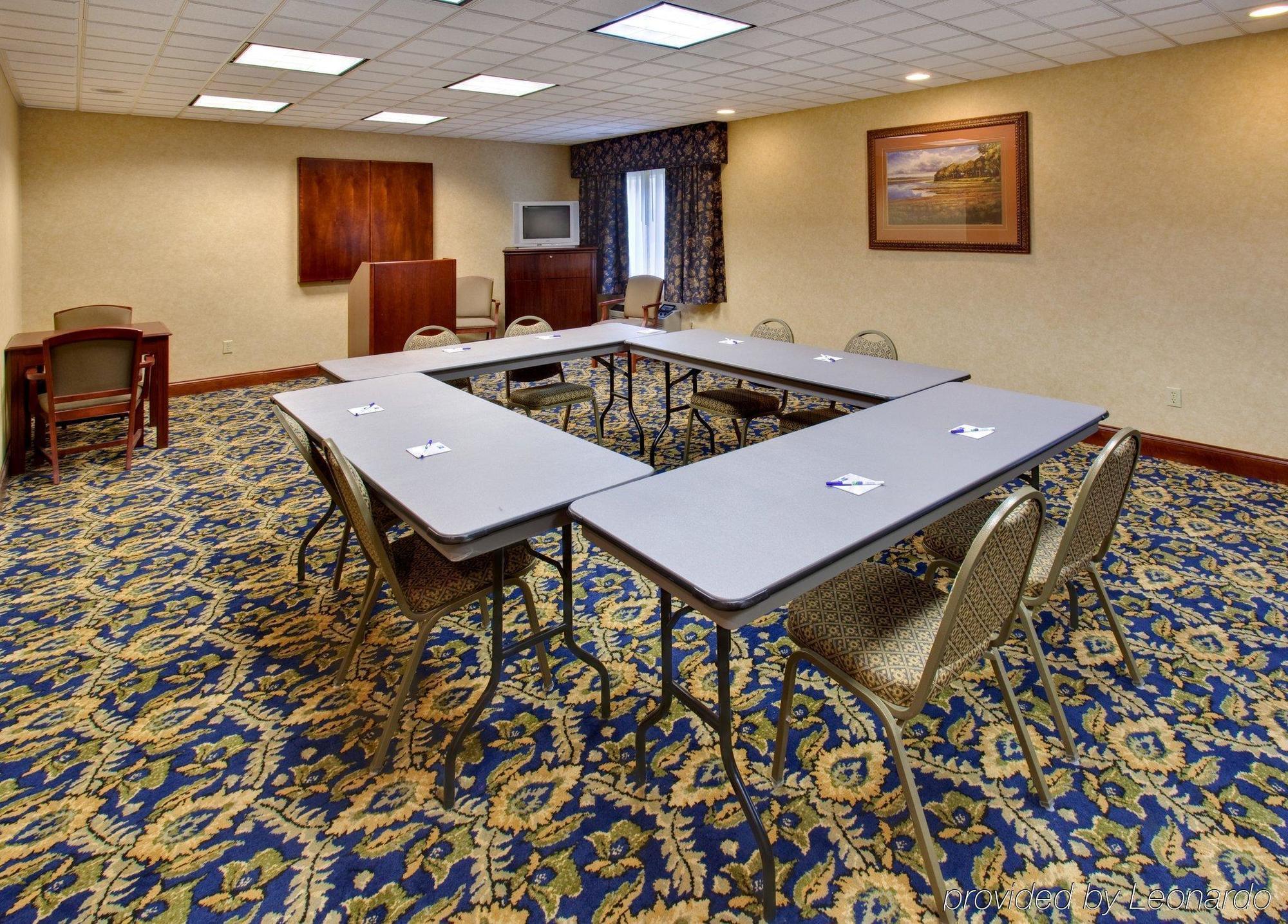 Holiday Inn Express Jamestown By Ihg Konforlar fotoğraf