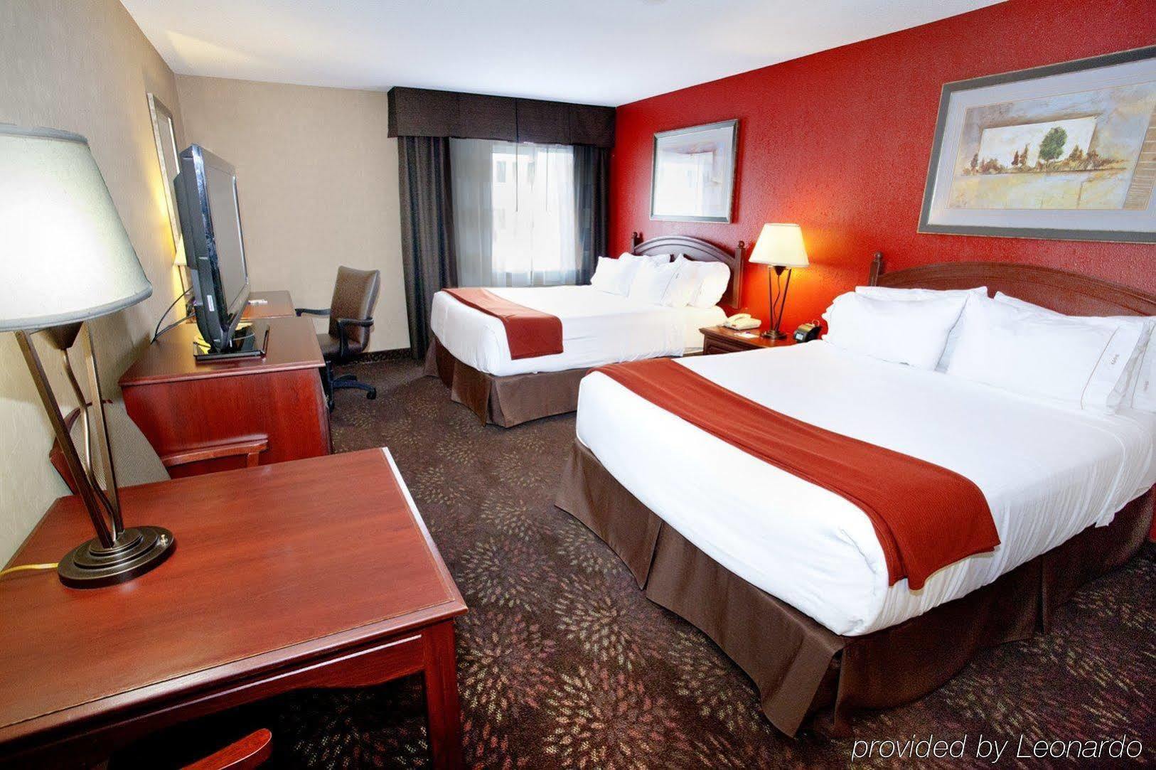 Holiday Inn Express Jamestown By Ihg Dış mekan fotoğraf