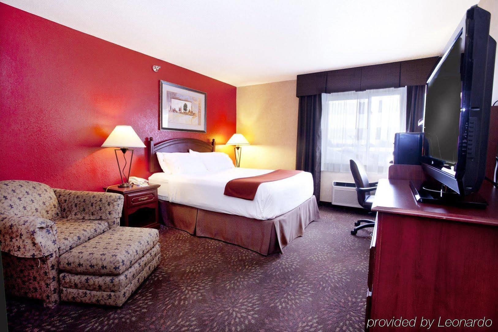 Holiday Inn Express Jamestown By Ihg Dış mekan fotoğraf